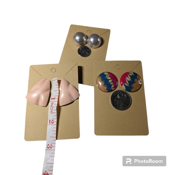 Vintage Earrings. 3 Pairs. - Picture 6 of 6